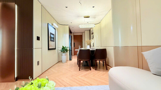 Mường Thanh Luxury Nha Trang / Studio / Hướng Biển / 45,79m² / 3,6 tỷ ($137.855)