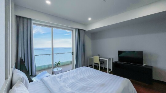 The Costa Nha Trang - Corner Seaview / 02 Bedrooms / 165m² / $2000 (48 mils VND) / 1408
