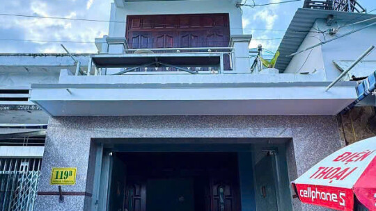 PHƯƠNG SÀI整栋出租 / 119B Phương Sài / 4间卧室 / 1,500万越南盾/月