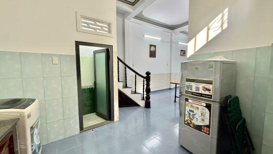 WHOLE HOUSE FOR RENT IN PHƯƠNG SÀI / 119B Phương Sài / 4 Bedrooms / 15 million VND/month