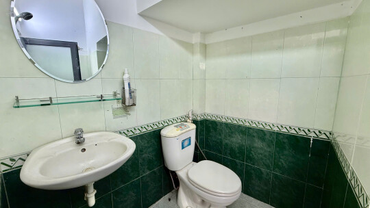 WHOLE HOUSE FOR RENT IN PHƯƠNG SÀI / 119B Phương Sài / 4 Bedrooms / 15 million VND/month