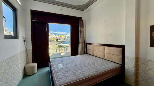 WHOLE HOUSE FOR RENT IN PHƯƠNG SÀI / 119B Phương Sài / 4 Bedrooms / 15 million VND/month