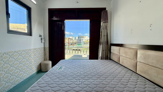 WHOLE HOUSE FOR RENT IN PHƯƠNG SÀI / 119B Phương Sài / 4 Bedrooms / 15 million VND/month