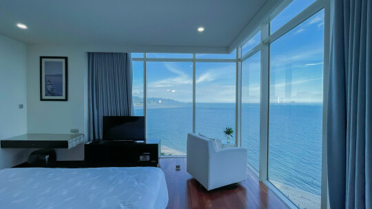 The Costa Nha Trang - Угловая квартира с видом на море / 2 спальни / 165 м² / $2395